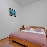 Dado A4 דירה איגריין