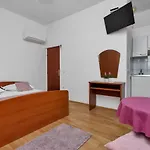 Dado A4 דירה איגריין