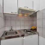 דירה Dado A4 *