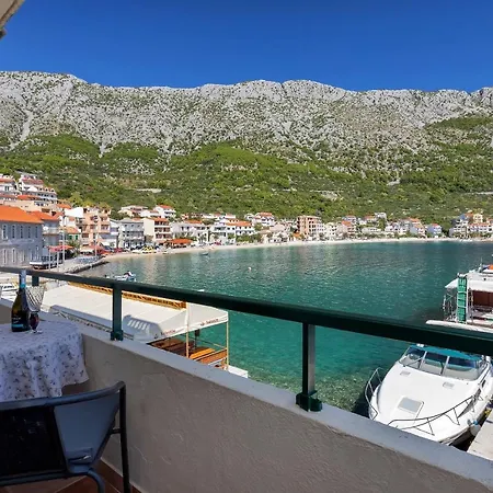 Appartement Dado A4 *